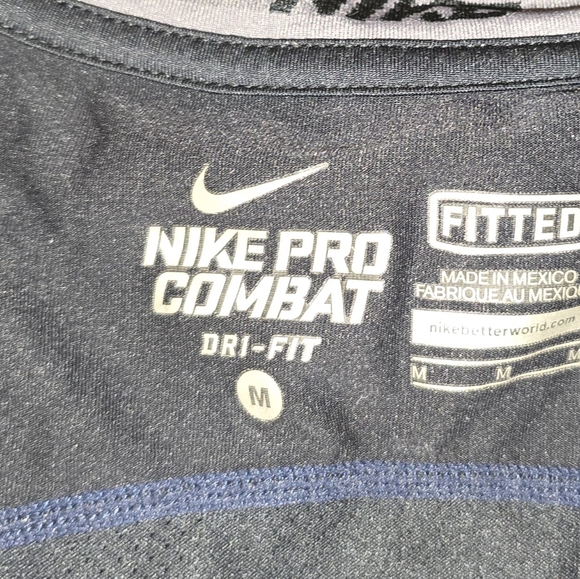 Womens Nike Pro Combat Shirt Med. - Picture 8 of 8